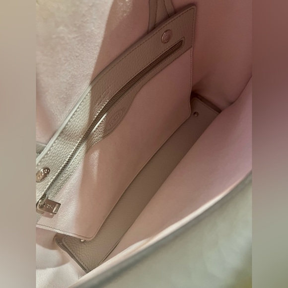 NEW Tod’s Grey Pearl Joy Flag Shoulder Tote Bag - Picture 4 of 6